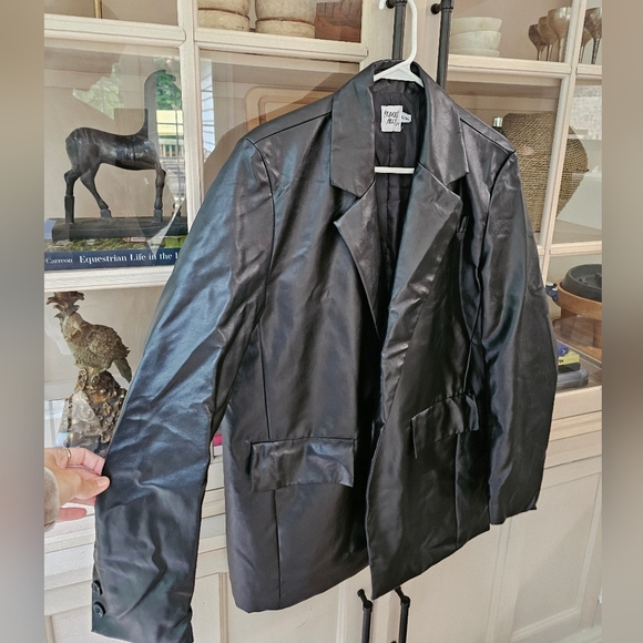 Princess Polly Jocelyn Blazer - Picture 5 of 10